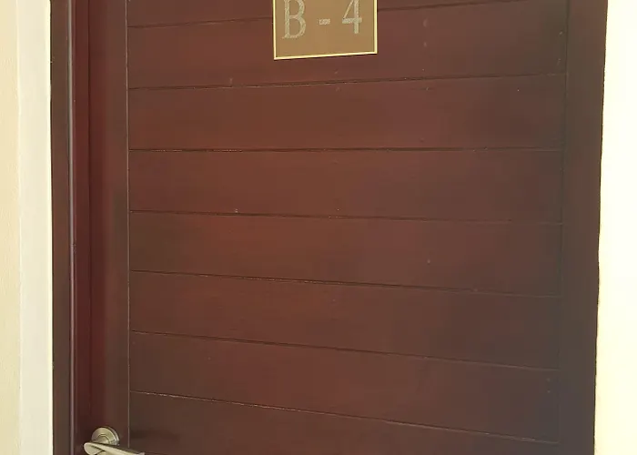 Nah Aparthotel