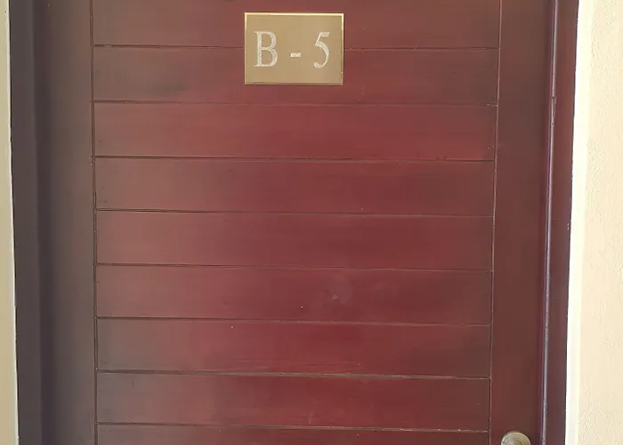 Nah Aparthotel 4*