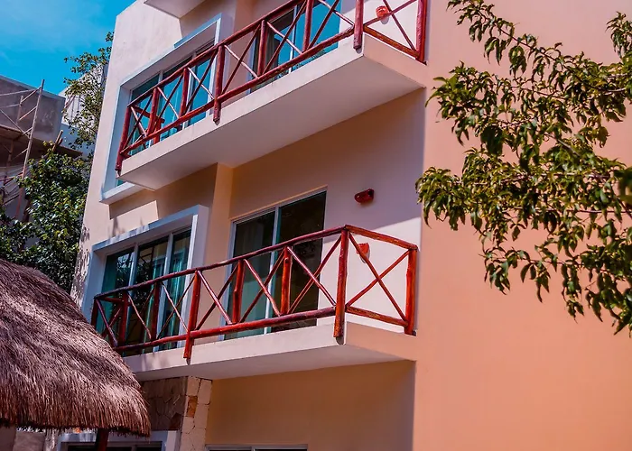 Aparthotel Nah 4*